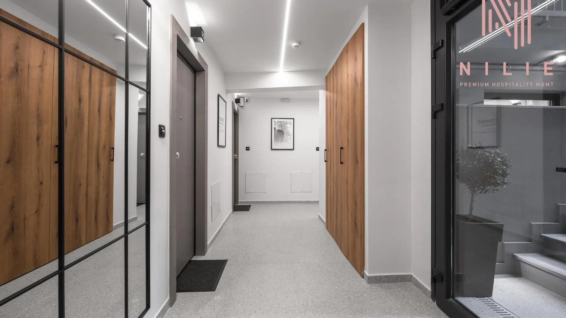 Room8, Nilie Hospitality Mgmt Salonicco Grecia
