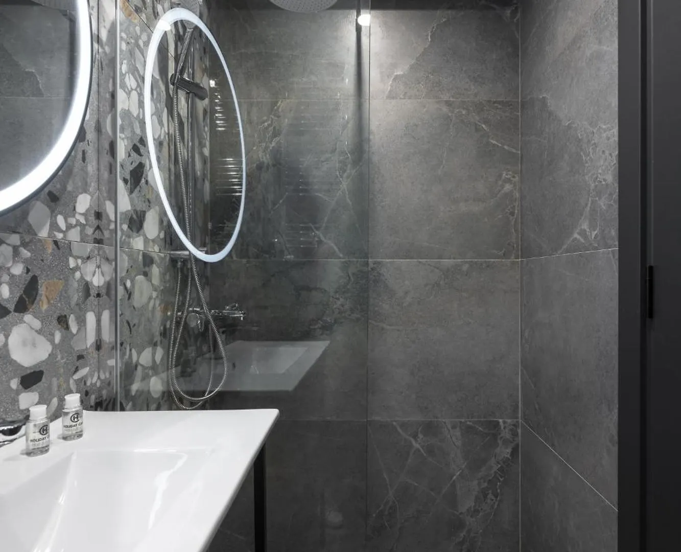 Room8, Nilie Hospitality Mgmt Thessaloníki 0*,